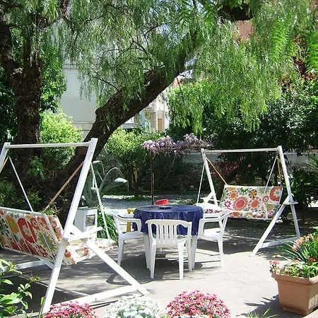 מלון Fiorenza & Banksia Meuble