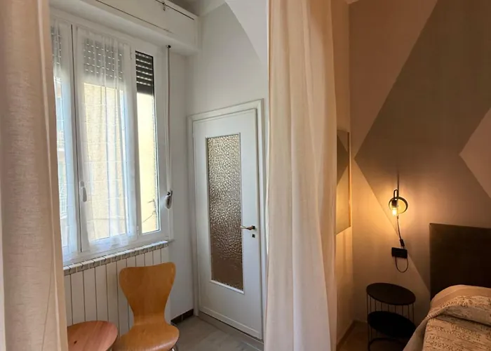 Fiorenza & Banksia Meuble Otel Alassio