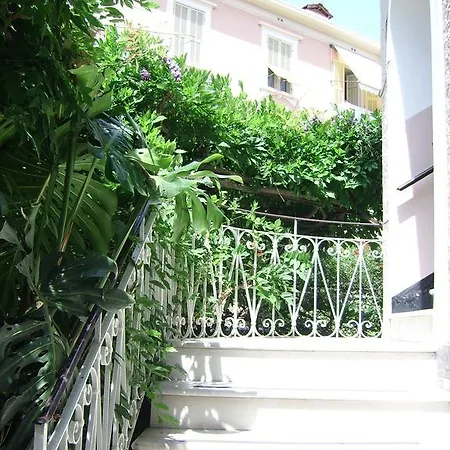 Hotel Fiorenza & Banksia Meuble Alassio