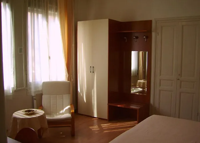 Отель Fiorenza & Banksia Meuble Алассио