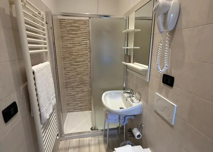 Отель Fiorenza & Banksia Meuble Алассио